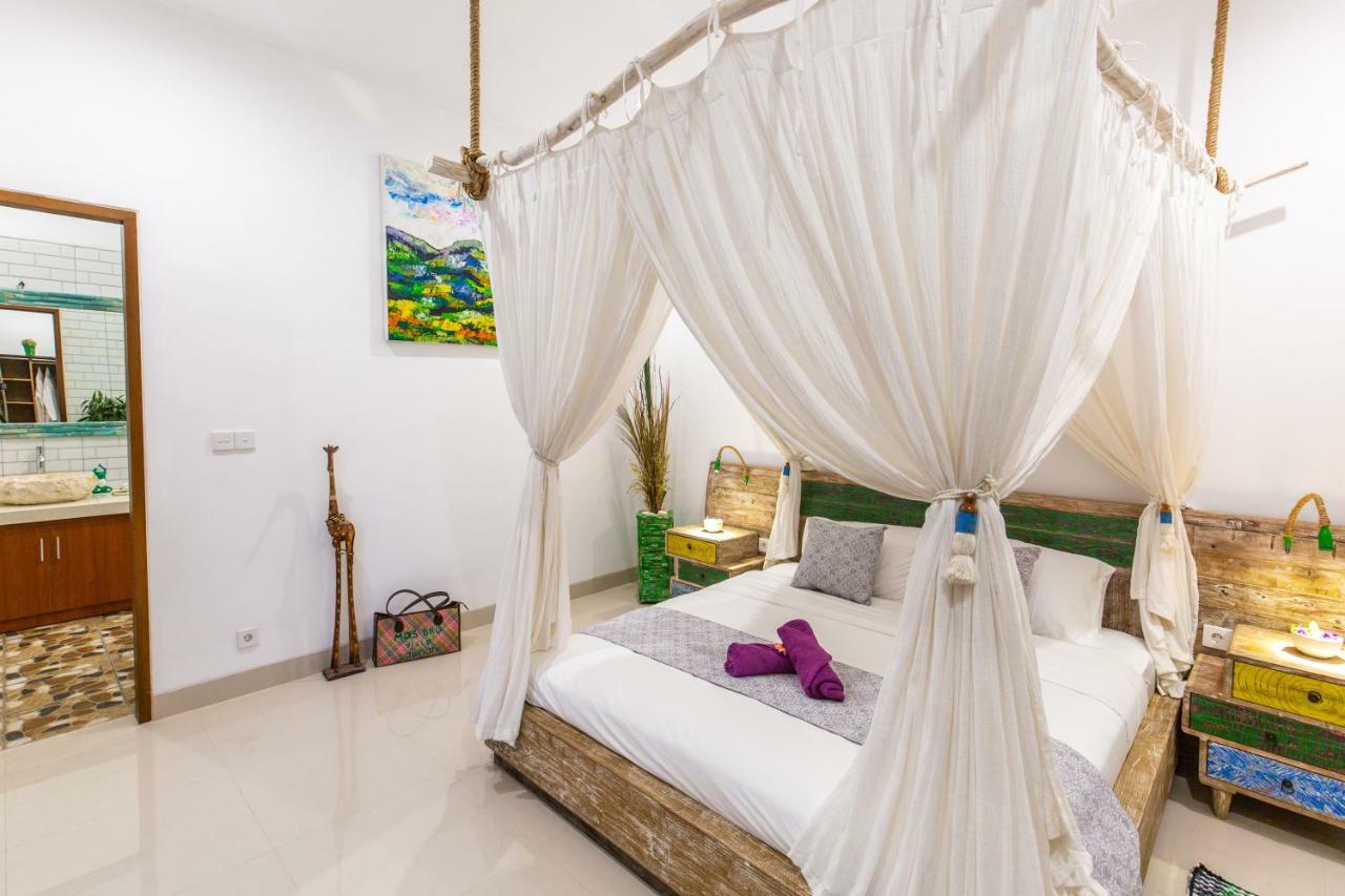 סמיניאק Masbro Art Villas מראה חיצוני תמונה