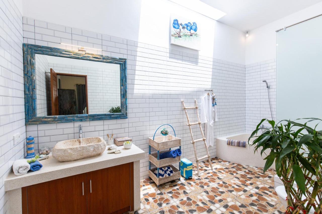 סמיניאק Masbro Art Villas מראה חיצוני תמונה
