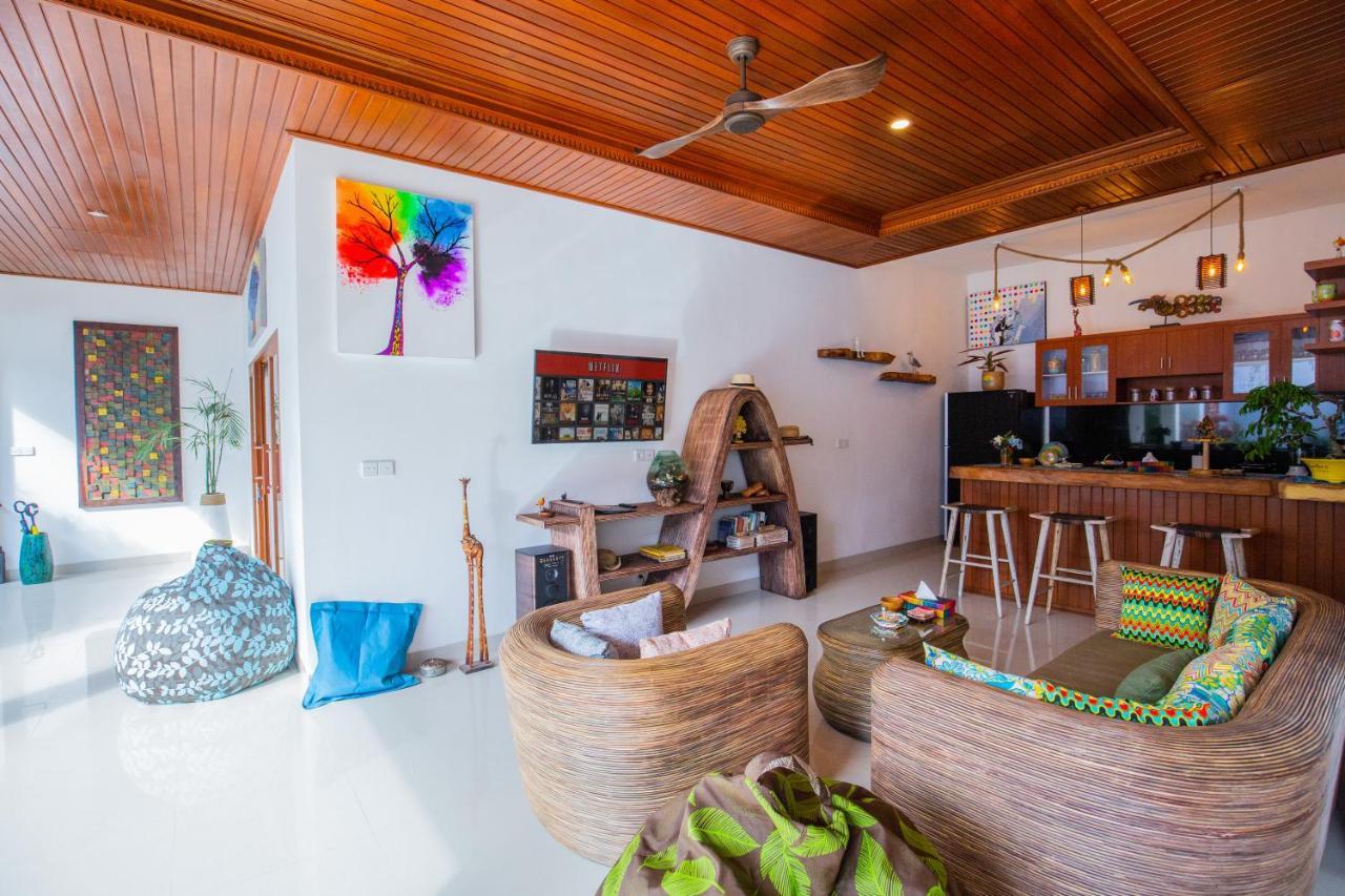 סמיניאק Masbro Art Villas מראה חיצוני תמונה