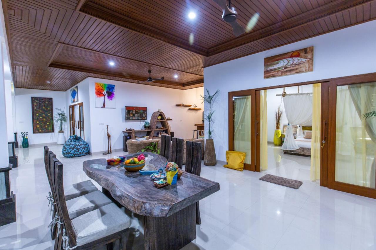 סמיניאק Masbro Art Villas מראה חיצוני תמונה