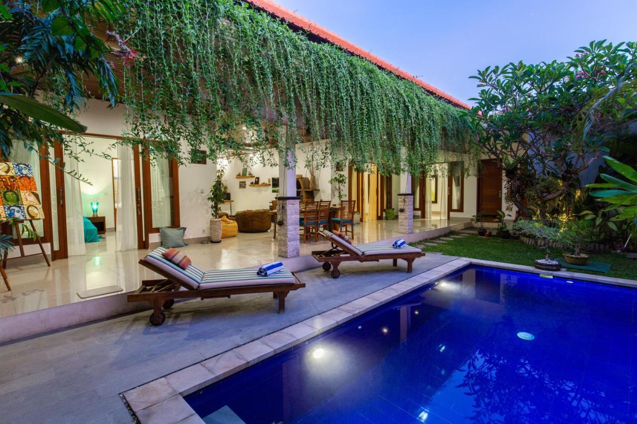 סמיניאק Masbro Art Villas מראה חיצוני תמונה